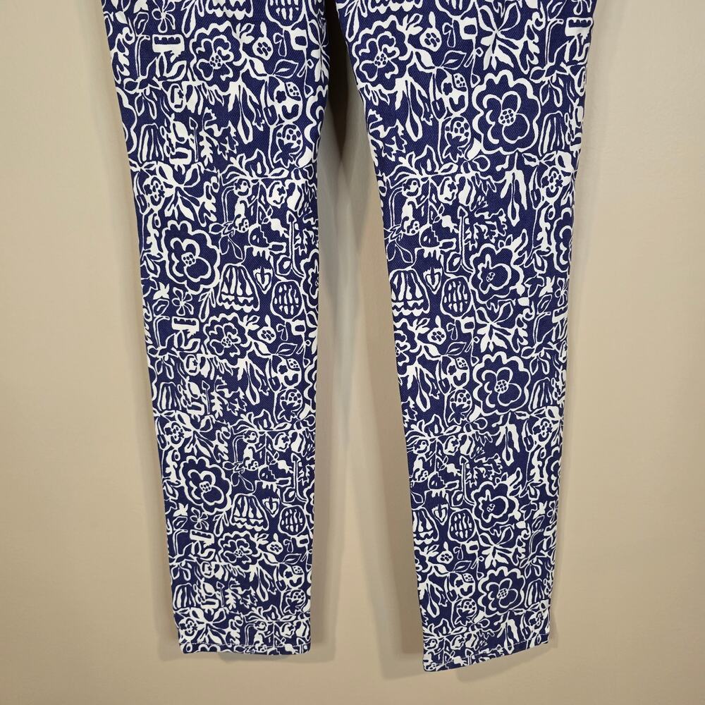 Women's J. McLaughlin Blue White Floral Jeans | Size 4 - Picture 6 of 10